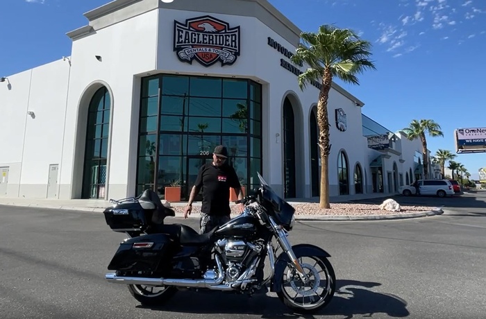 MC USA - HD Road Glide Touring Dennis foran Eagle Rider